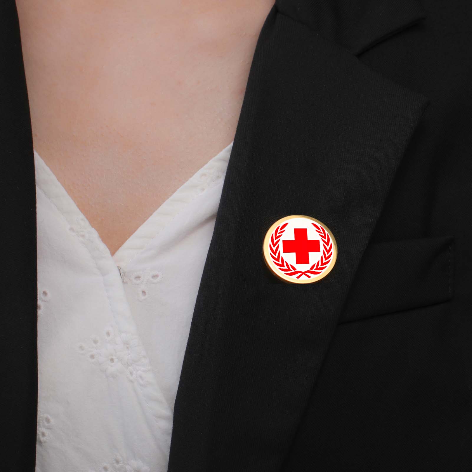 プリントデマンドフォトタグパーソナライズブローチカスタム国旗 - Tuxedo Lapel Pin のレビューと価格