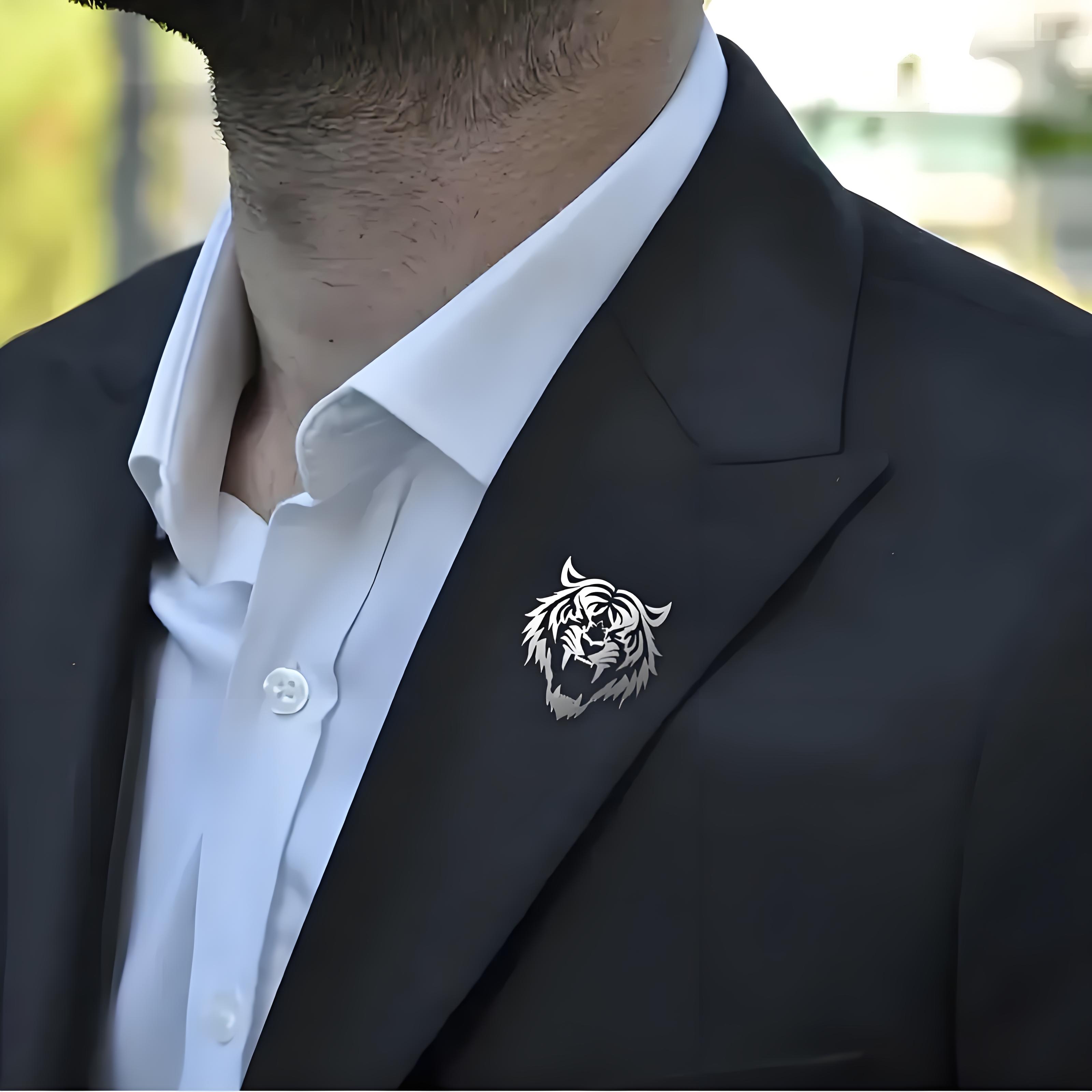 メンズ ステンレススチール タイガー ヘッド ラペル ピン、 - Tuxedo Lapel Pin のレビューと価格