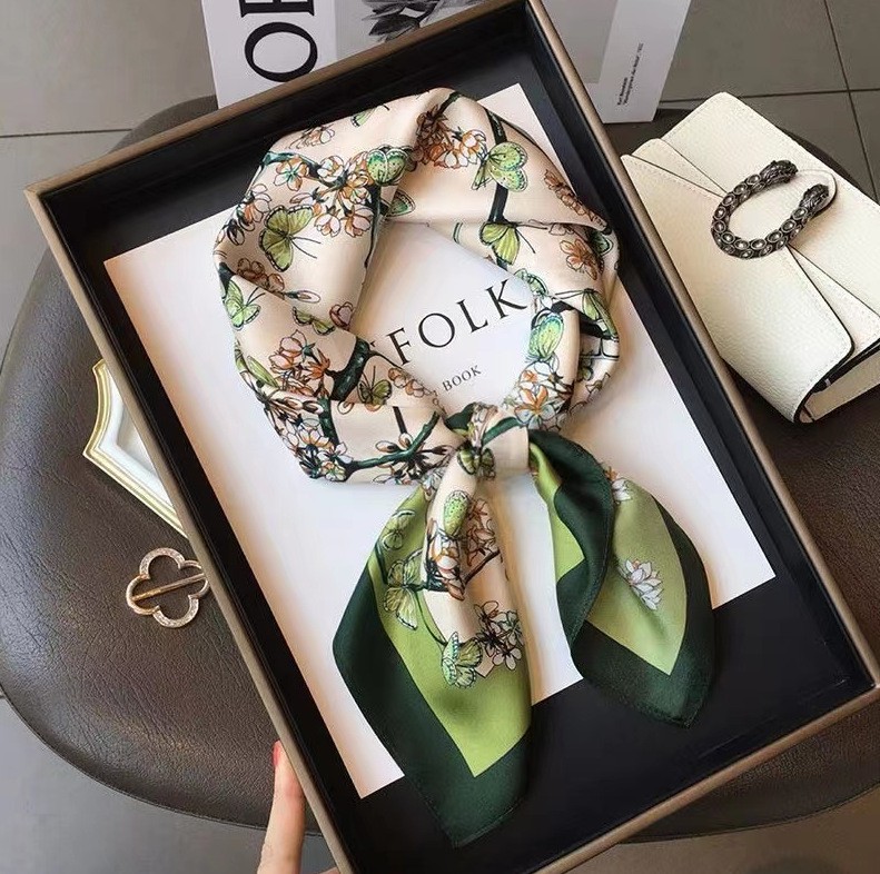 高級ファッションプリント 70*70 センチメートルシルク正 - Silk Tie Woven のレビューと価格
